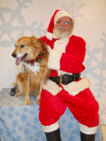 santapaws2012_0409_10.jpg